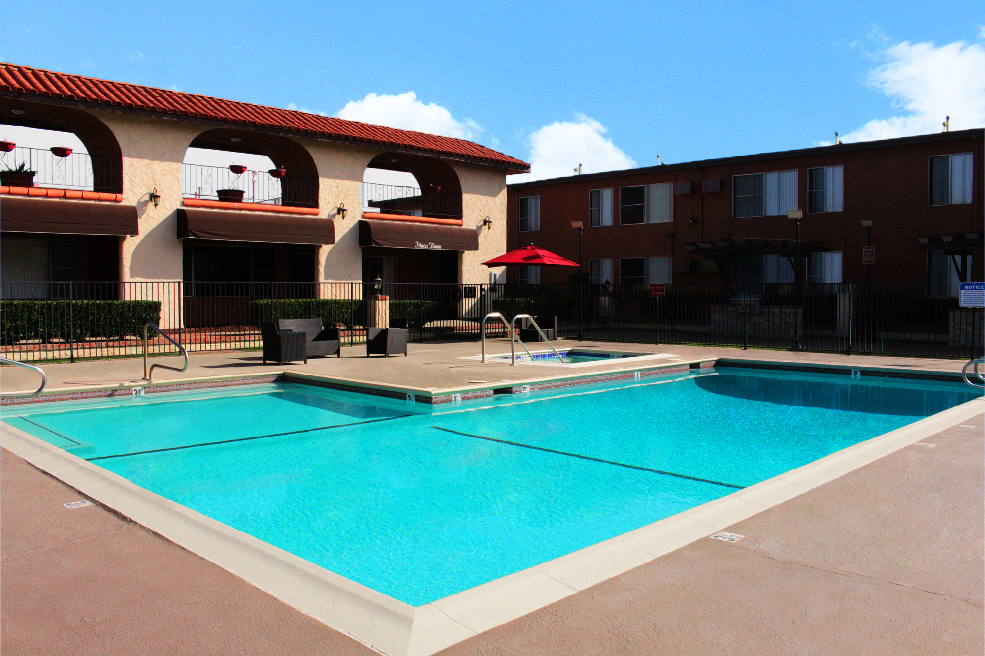 This image displays photo of Sunset Pointe Apartment Homes